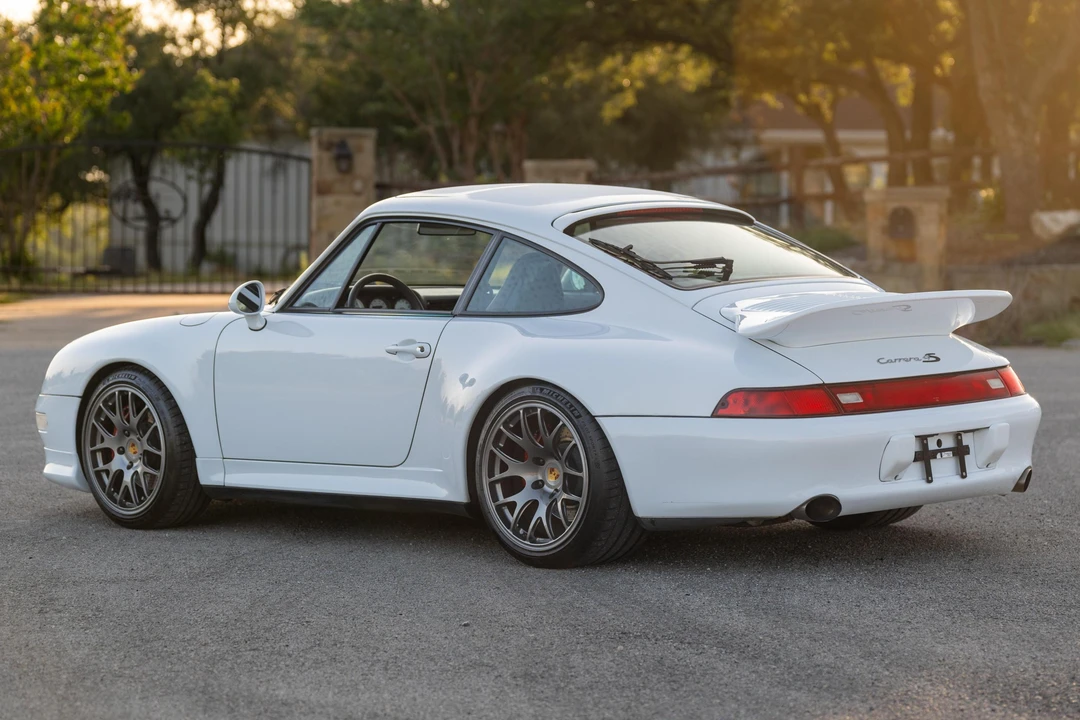 1997 Porsche 993 Carrera 4S - Image 4 of 31