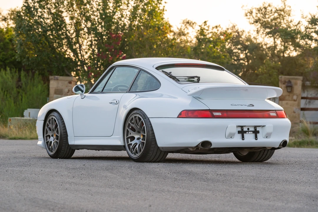 1997 Porsche 993 Carrera 4S - Image 10 of 31