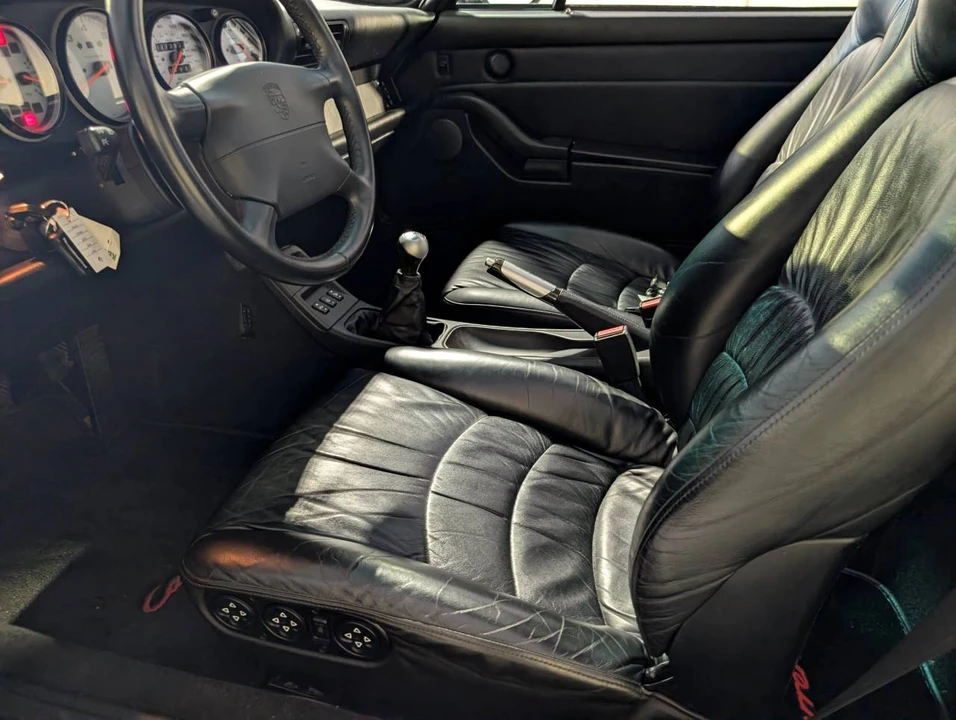 1997 Porsche 993 Carrera 4S - Image 4 of 5