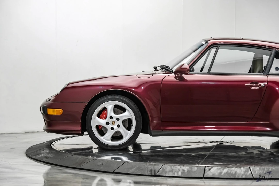 1997 Porsche 993 Carrera 4S - Image 9 of 31