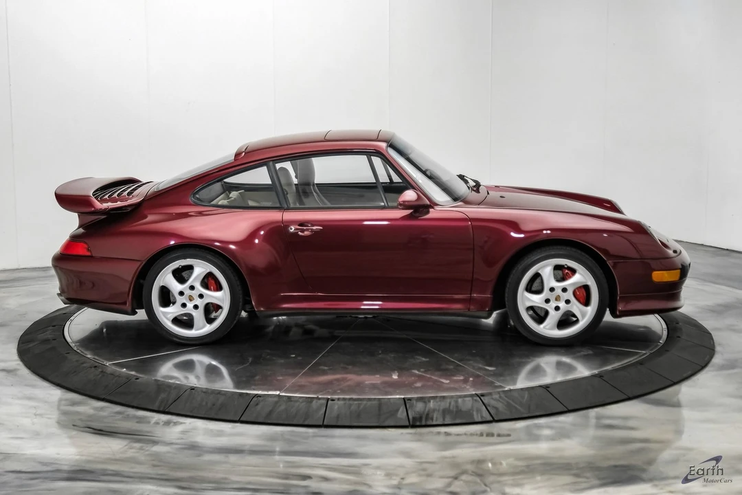 1997 Porsche 993 Carrera 4S - Image 24 of 31