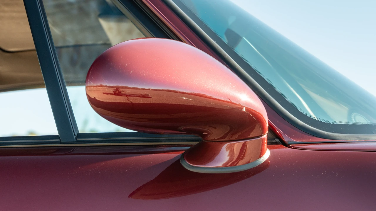 1997 Porsche 993 Carrera 4S - Image 28 of 31