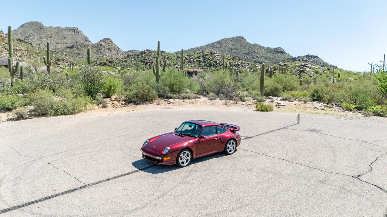 1997 Porsche 993 Carrera 4S - Image 14 of 31
