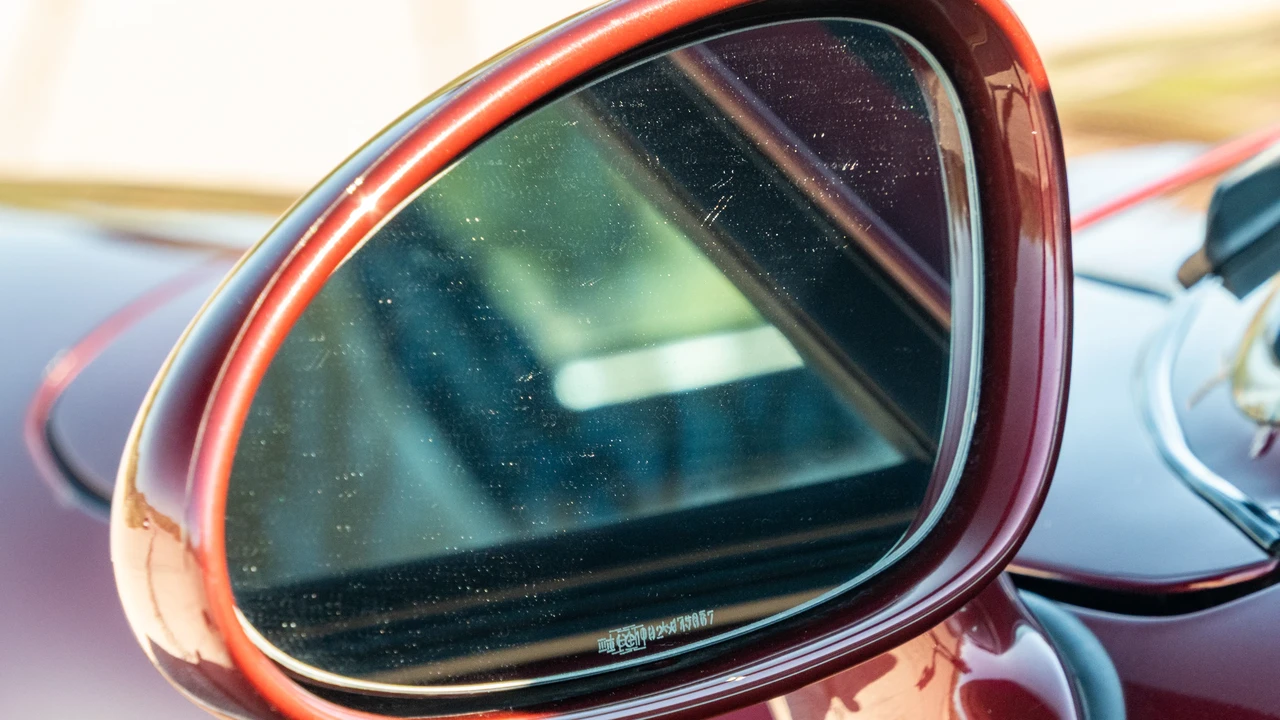 1997 Porsche 993 Carrera 4S - Image 29 of 31