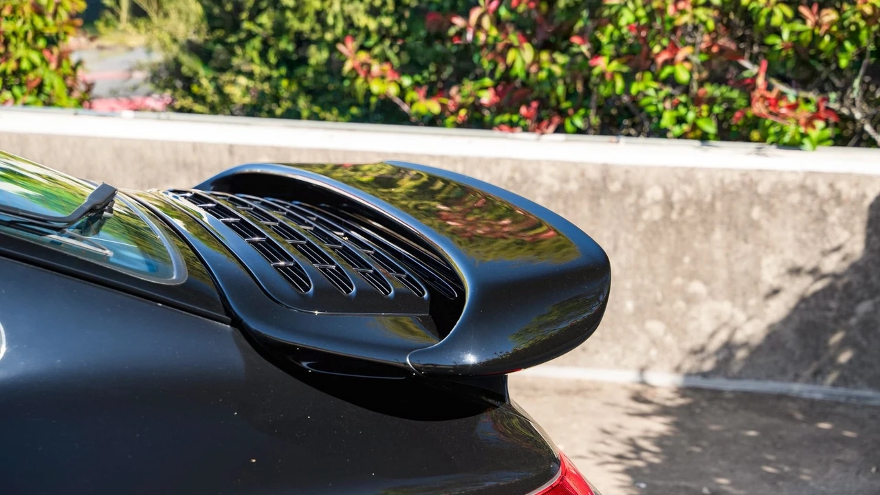 1997 Porsche 993 Carrera 4S - Image 30 of 31