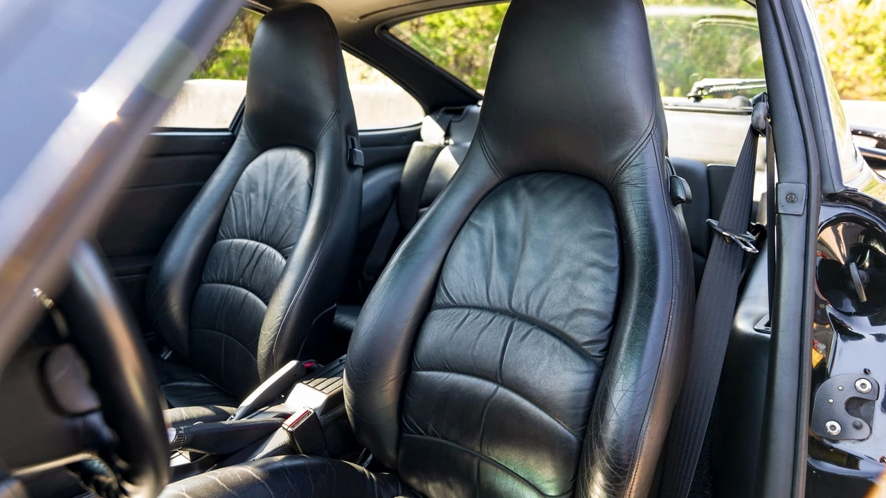 1997 Porsche 993 Carrera 4S - Image 6 of 31
