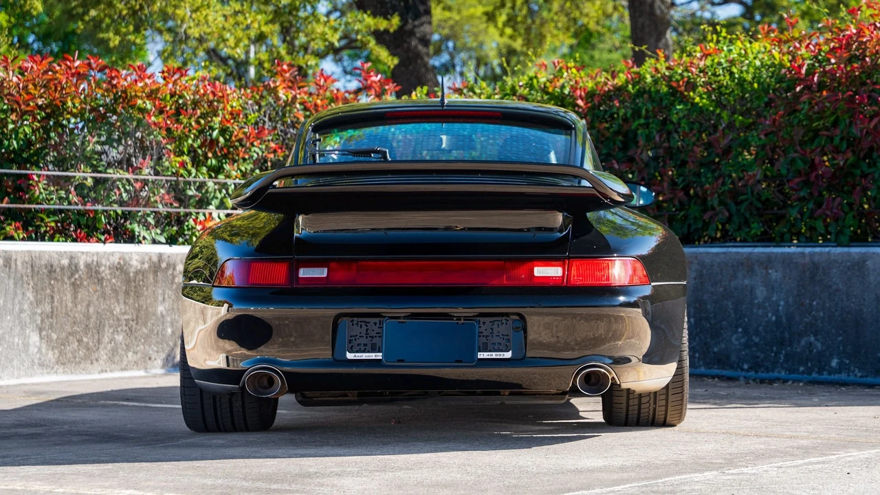 1997 Porsche 993 Carrera 4S - Image 5 of 31