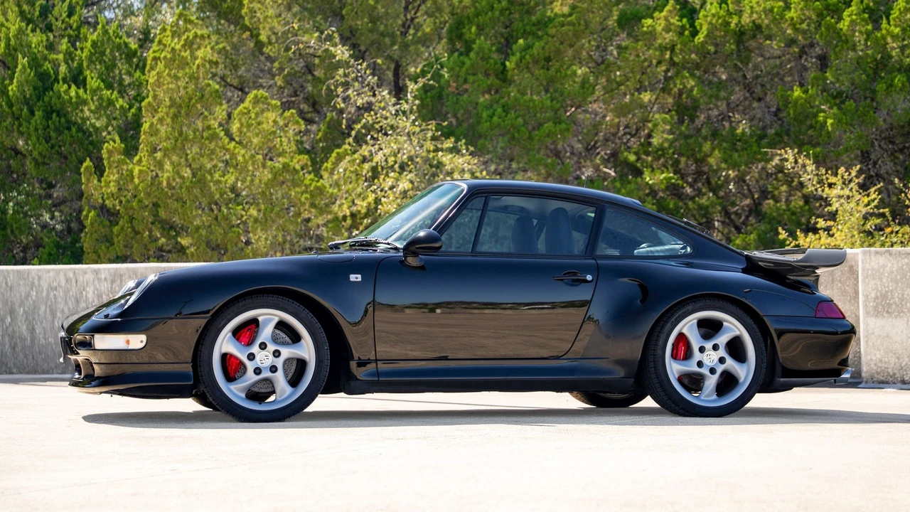 1997 Porsche 993 Carrera 4S - Image 3 of 31