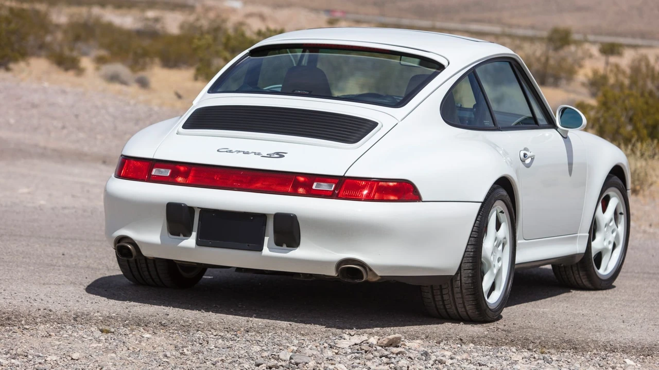 1997 Porsche 993 Carrera 4S - Image 21 of 31