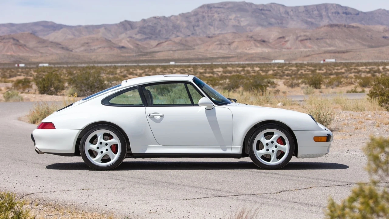 1997 Porsche 993 Carrera 4S - Image 4 of 31