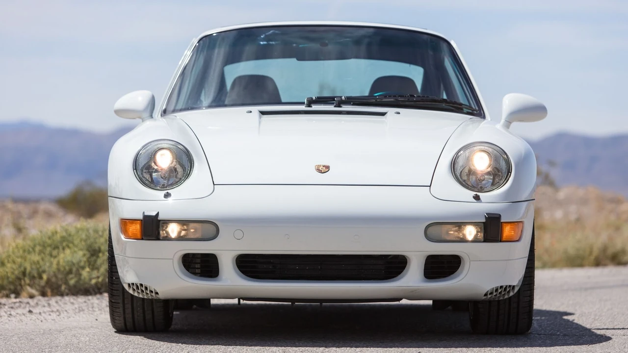 1997 Porsche 993 Carrera 4S - Image 18 of 31