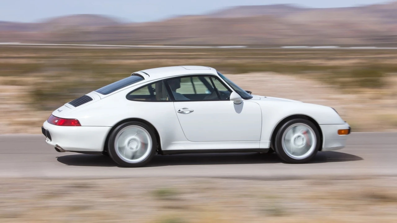 1997 Porsche 993 Carrera 4S - Image 24 of 31