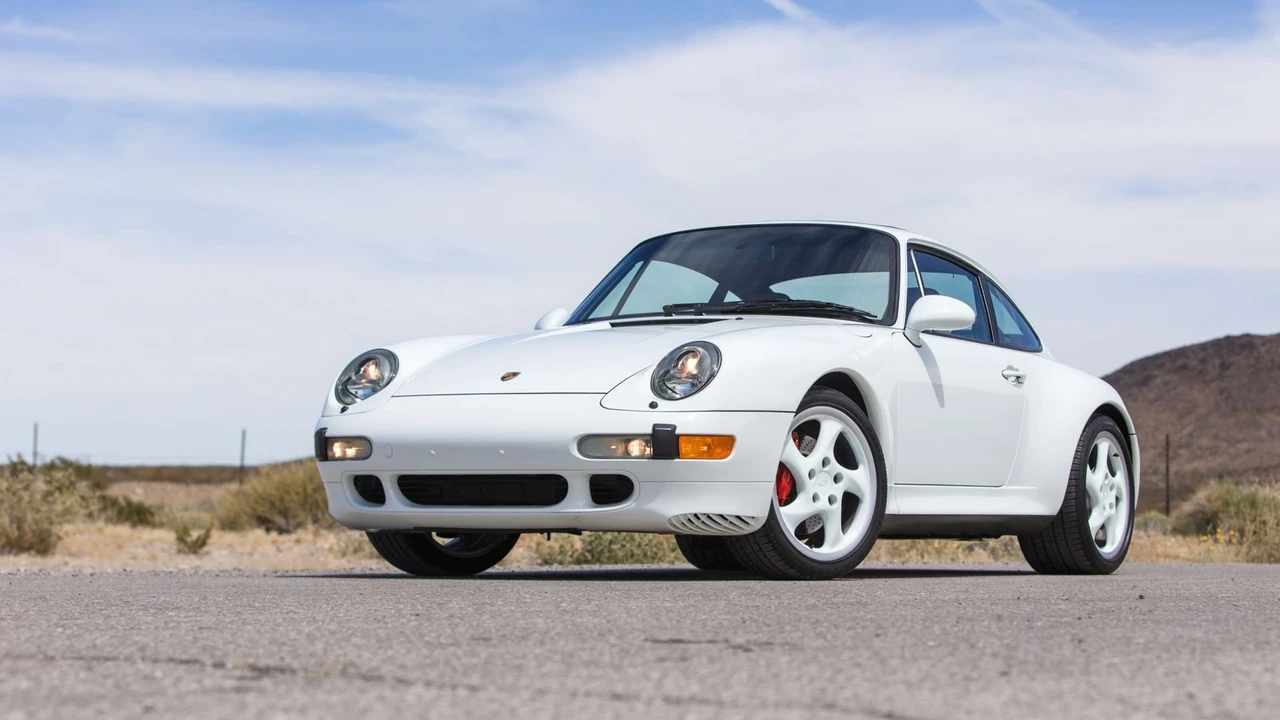 1997 Porsche 993 Carrera 4S - Image 14 of 31