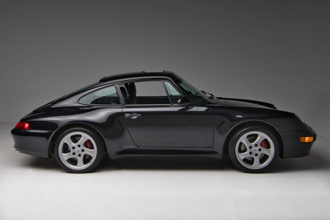 1997 Porsche 993 Carrera 4S - Image 10 of 31