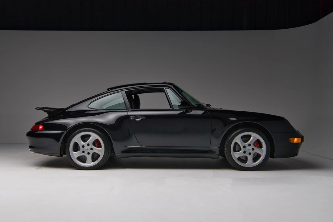 1997 Porsche 993 Carrera 4S - Image 9 of 31