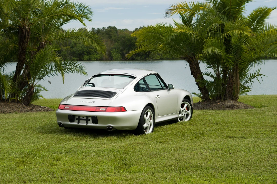 1997 Porsche 993 Carrera 4S - Image 15 of 31