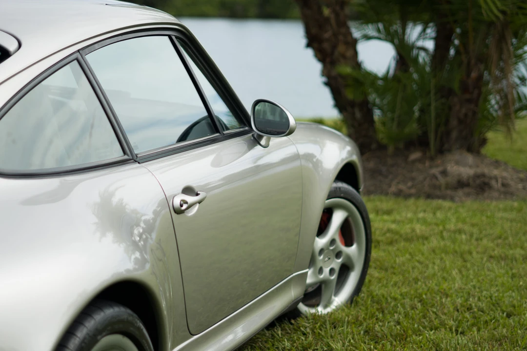 1997 Porsche 993 Carrera 4S - Image 24 of 31