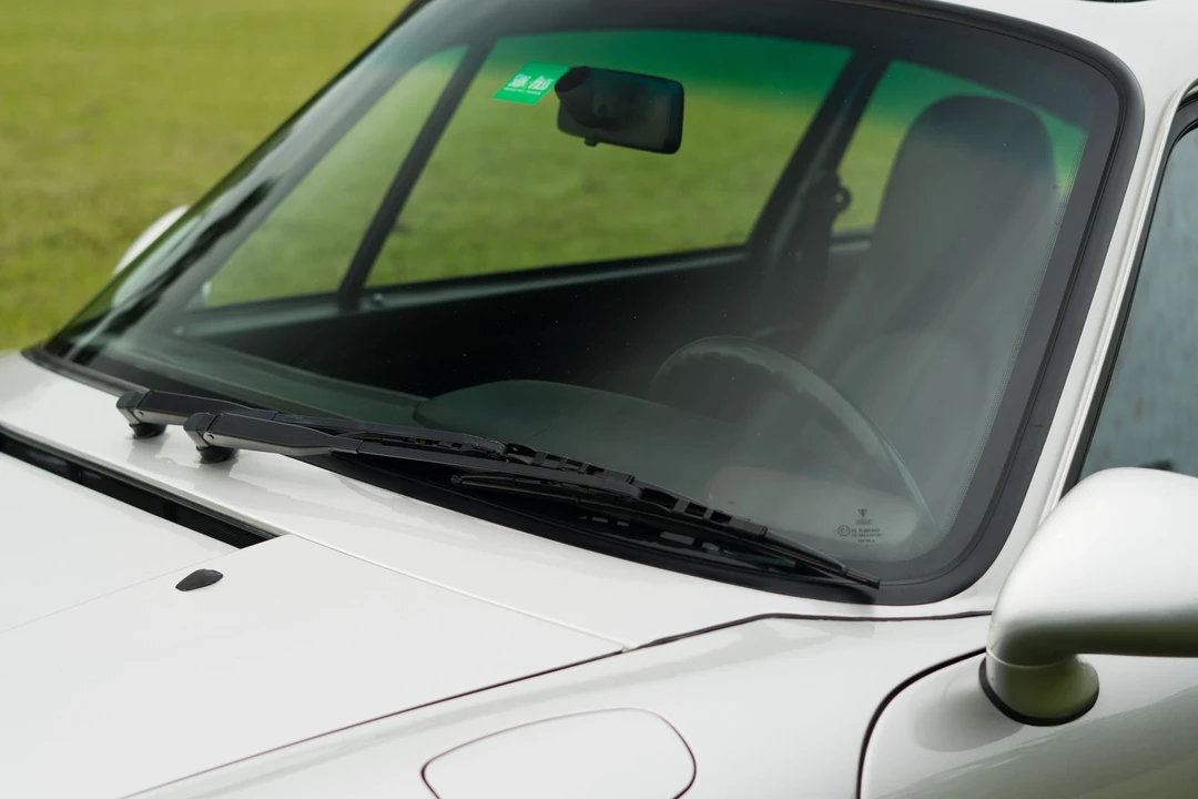 1997 Porsche 993 Carrera 4S - Image 29 of 31