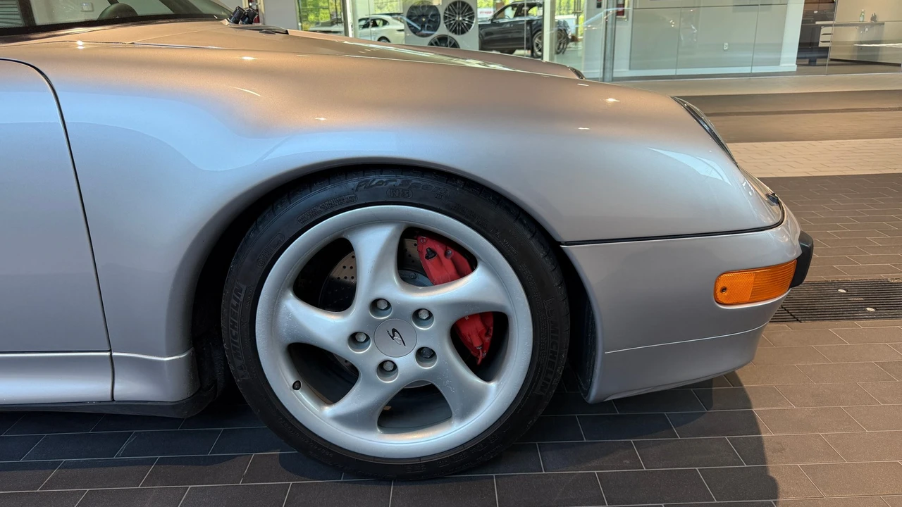 1997 Porsche 993 Carrera 4S - Image 11 of 31