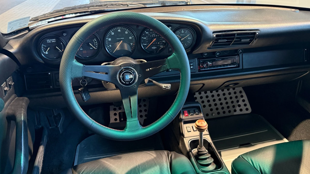 1997 Porsche 993 Carrera 4S - Image 15 of 31