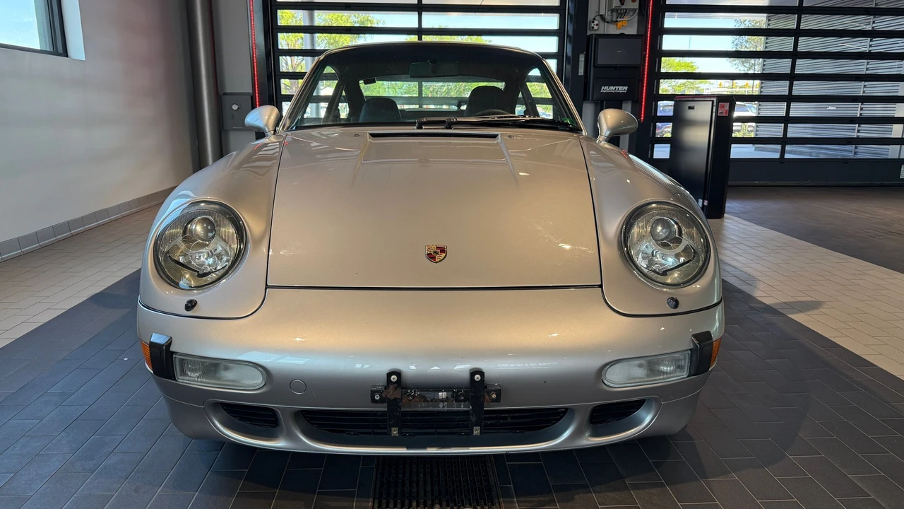 1997 Porsche 993 Carrera 4S - Image 17 of 31