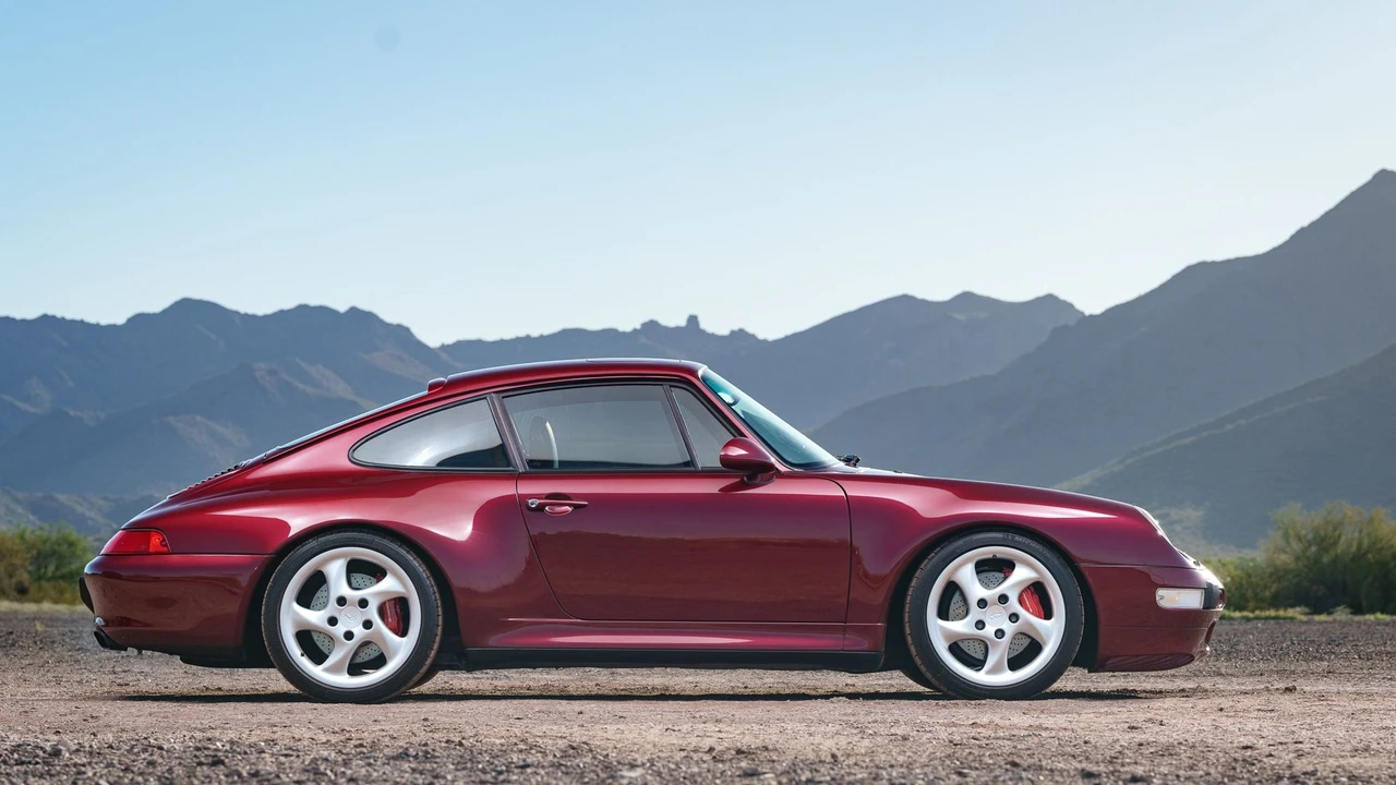 1997 Porsche 993 Carrera 4S - Image 4 of 16