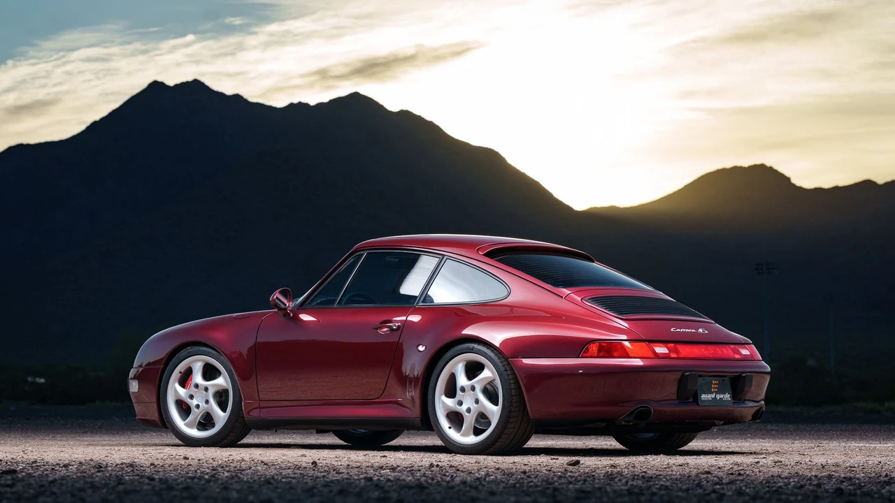 1997 Porsche 993 Carrera 4S - Image 7 of 16