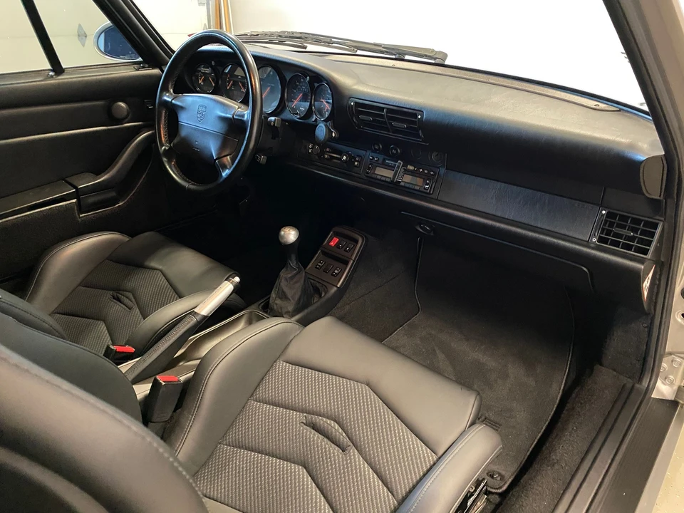 1997 Porsche 993 Carrera - Image 12 of 31