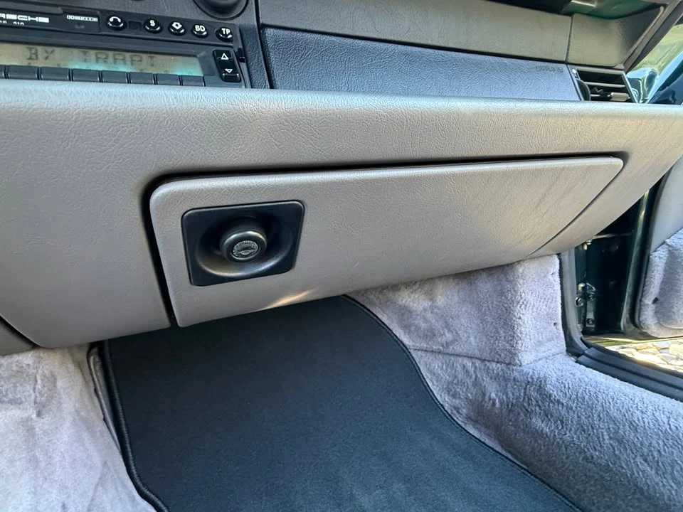 1997 Porsche 993 Carrera - Image 16 of 20