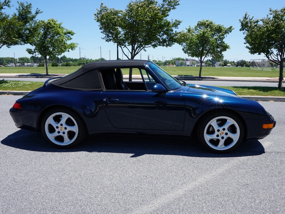1997 Porsche 993 Carrera - Image 17 of 31