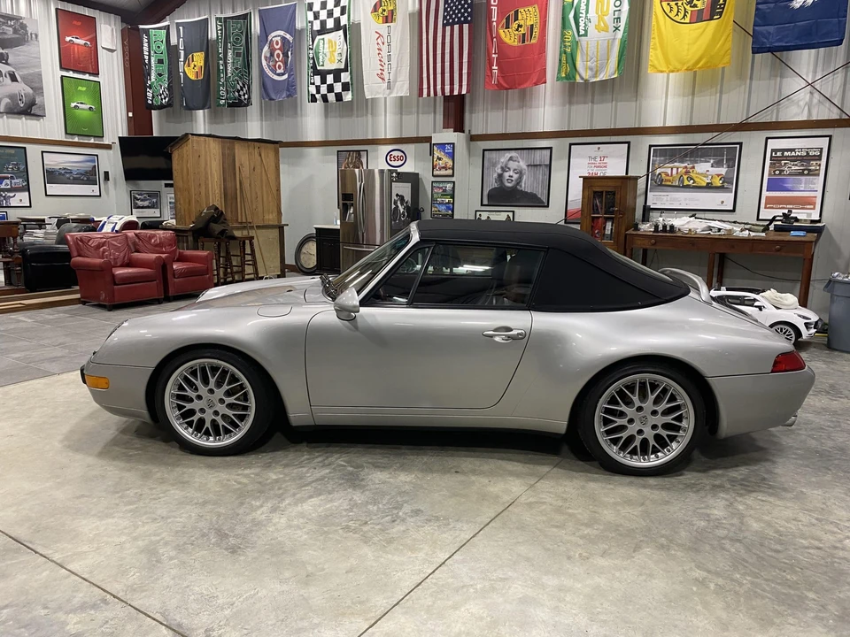 1997 Porsche 993 Carrera - Image 9 of 31