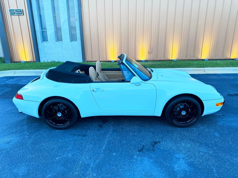 1997 Porsche 993 Carrera - Image 24 of 31