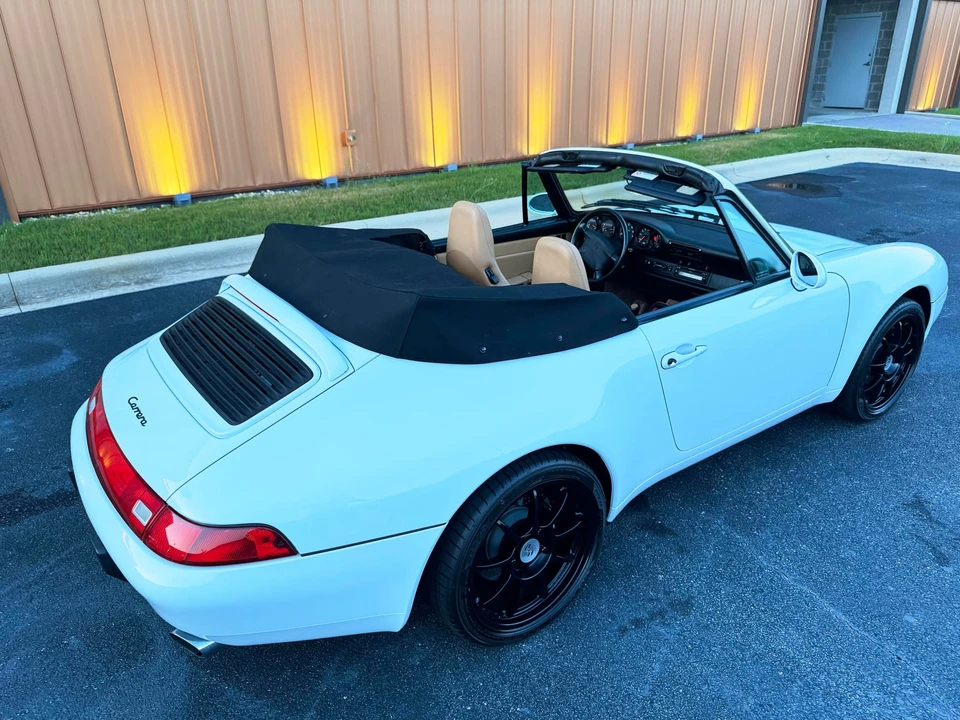1997 Porsche 993 Carrera - Image 25 of 31