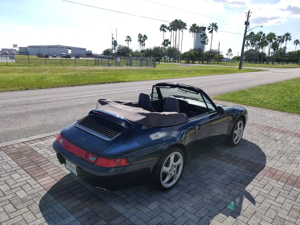 1997 Porsche 993 Carrera - Image 14 of 31