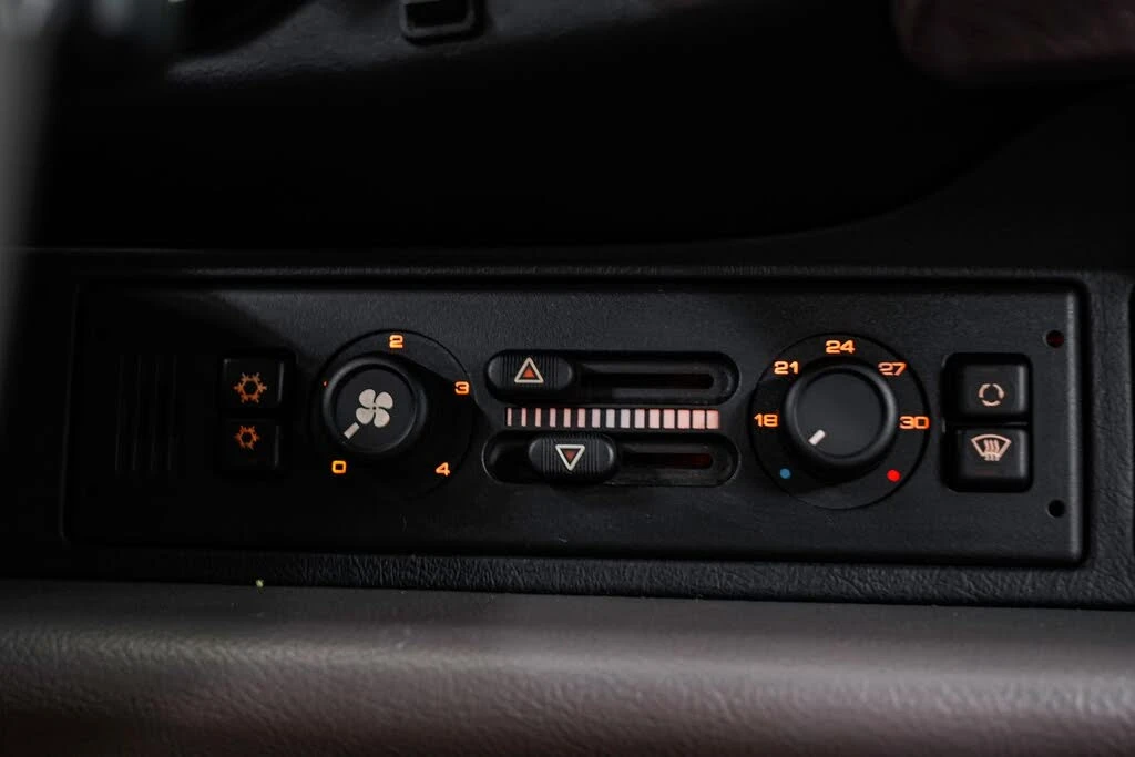 1997 Porsche 993 Carrera - Image 15 of 31