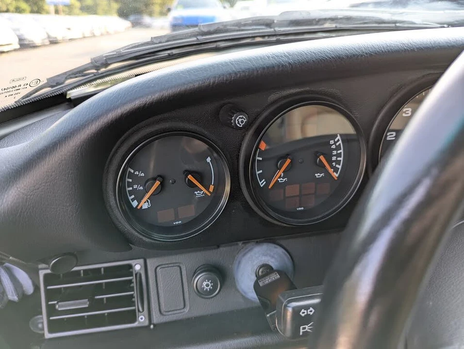 1997 Porsche 993 Carrera - Image 18 of 31