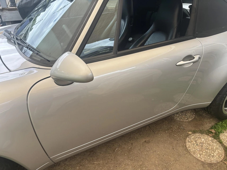 1997 Porsche 993 Carrera - Image 8 of 31