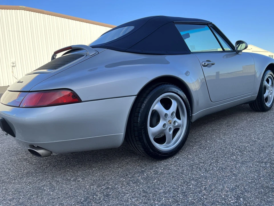 1997 Porsche 993 Carrera - Image 17 of 31