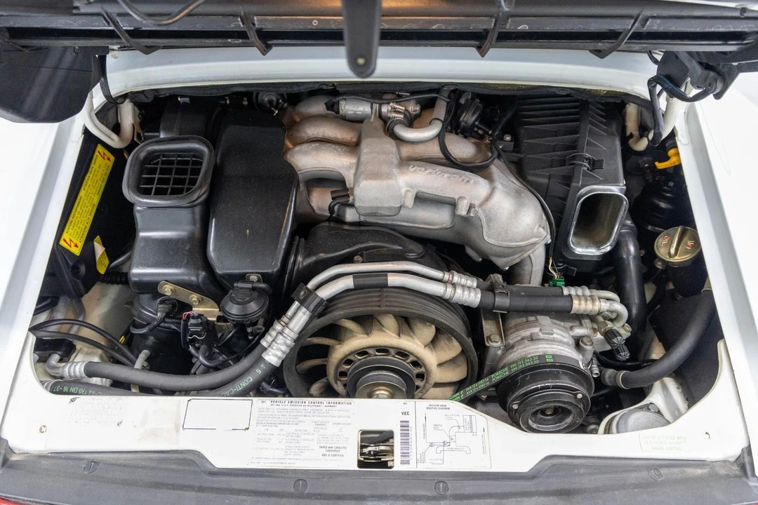 1997 Porsche 993 Carrera - Image 10 of 31