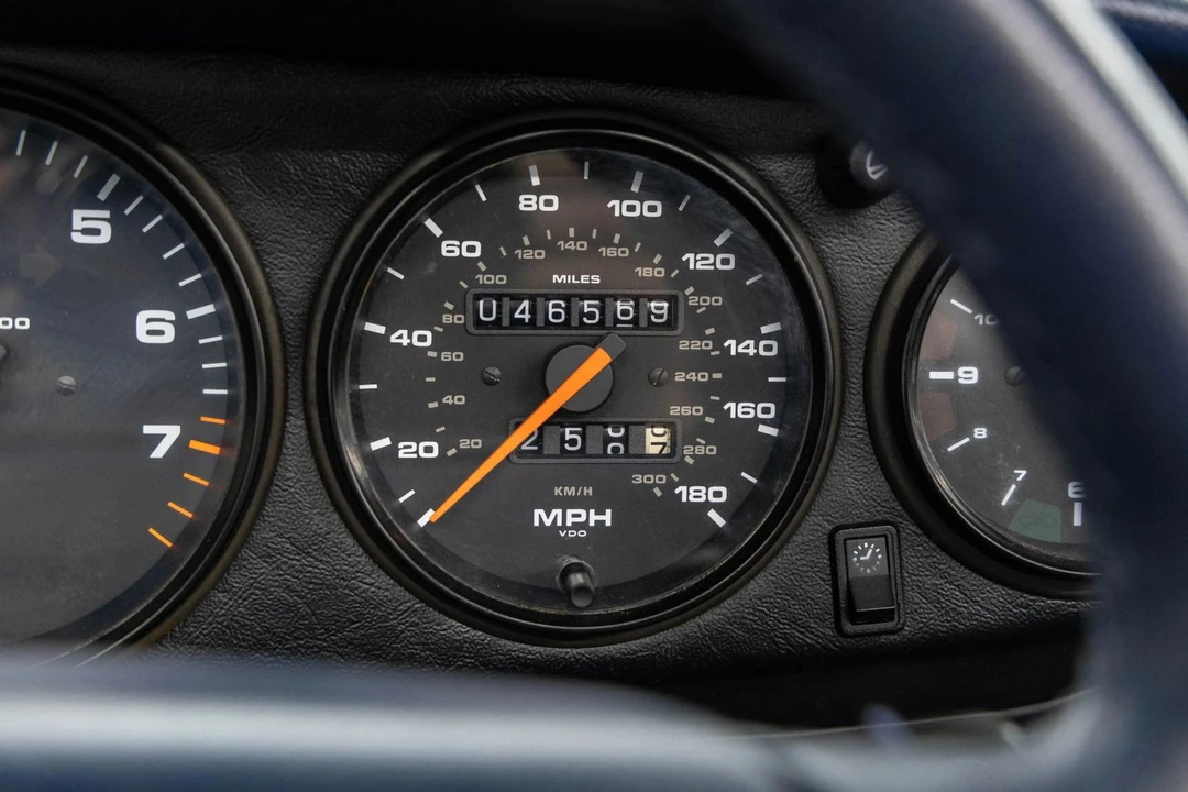 1997 Porsche 993 Carrera - Image 8 of 31