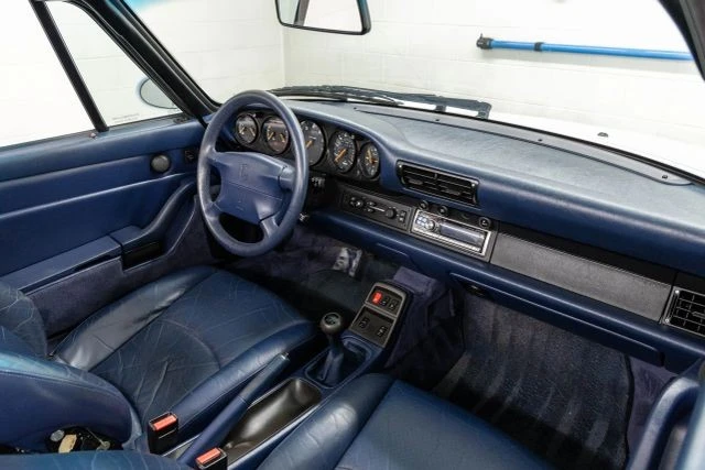 1997 Porsche 993 Carrera - Image 9 of 31