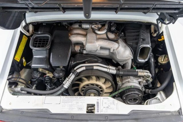1997 Porsche 993 Carrera - Image 10 of 31