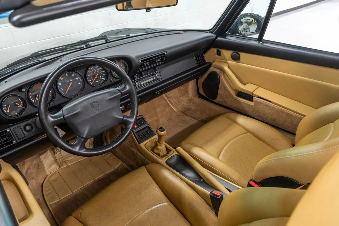 1997 Porsche 993 Carrera - Image 7 of 31