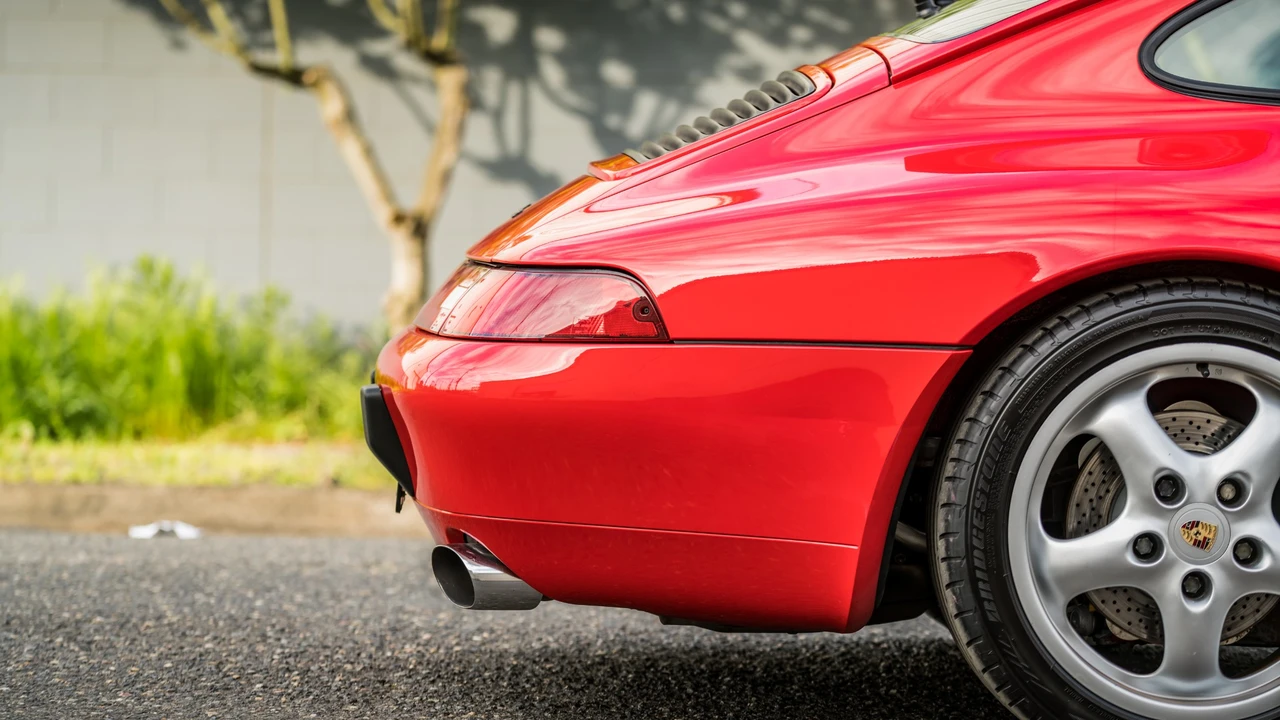 1997 Porsche 993 Carrera - Image 25 of 31