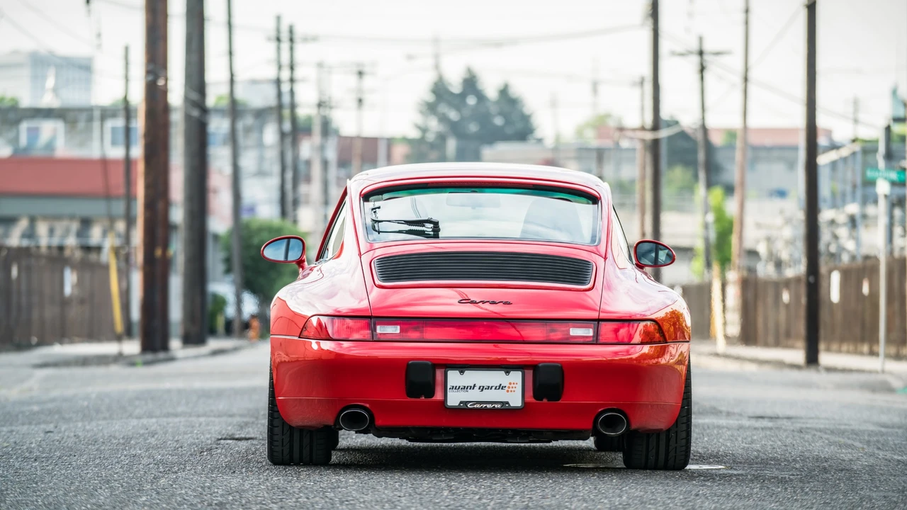 1997 Porsche 993 Carrera - Image 7 of 31