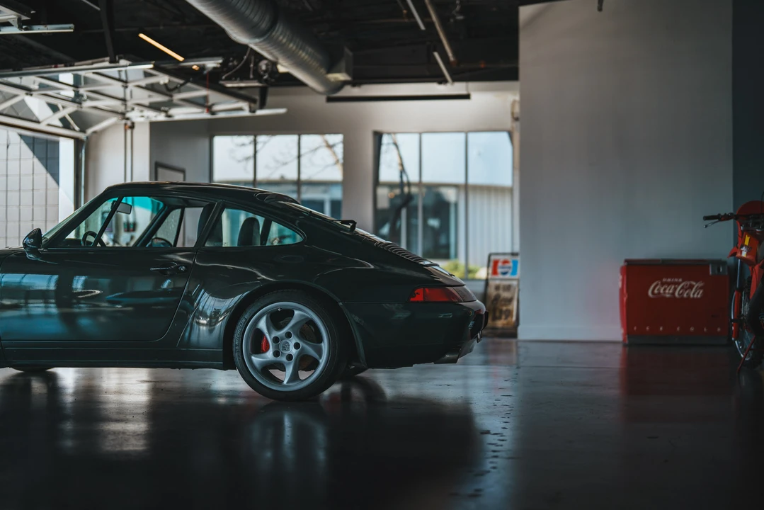 1997 Porsche 993 Carrera - Image 30 of 31