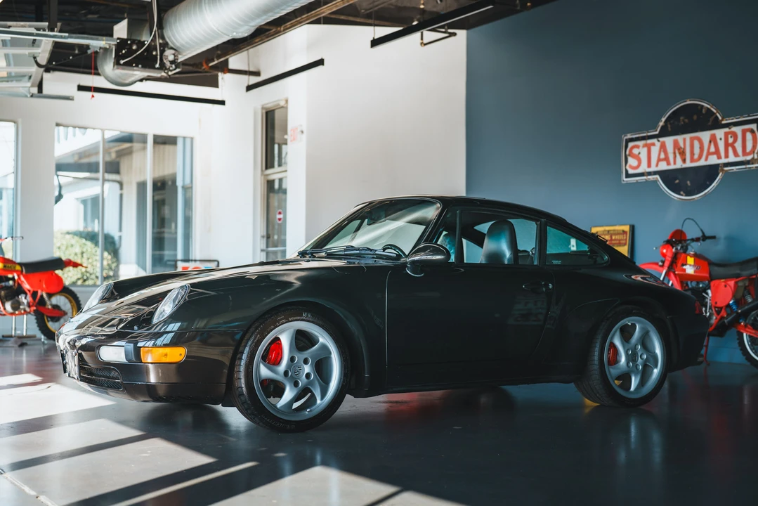 1997 Porsche 993 Carrera - Image 24 of 31