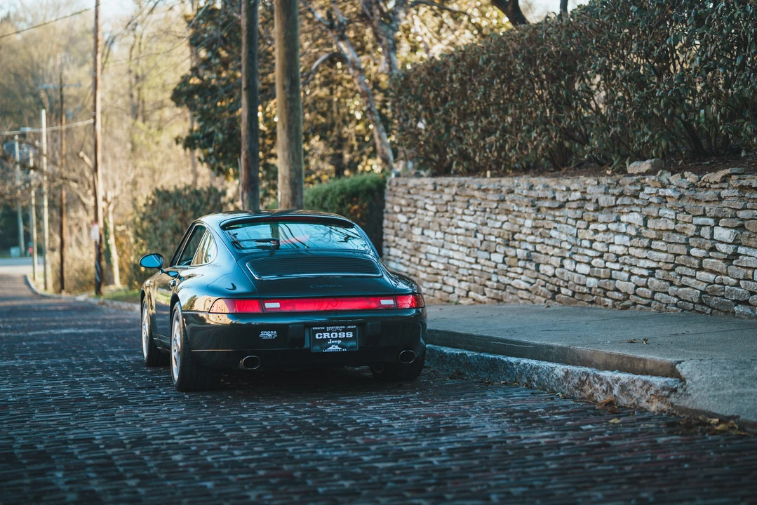 1997 Porsche 993 Carrera - Image 13 of 31