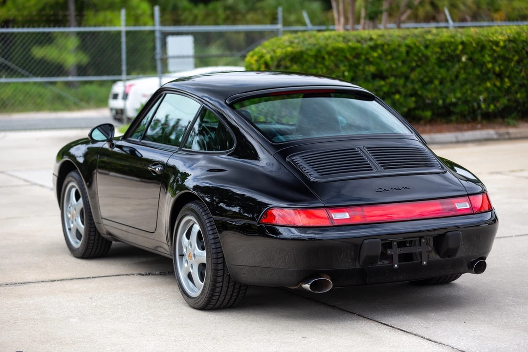 1997 Porsche 993 Carrera - Image 10 of 31