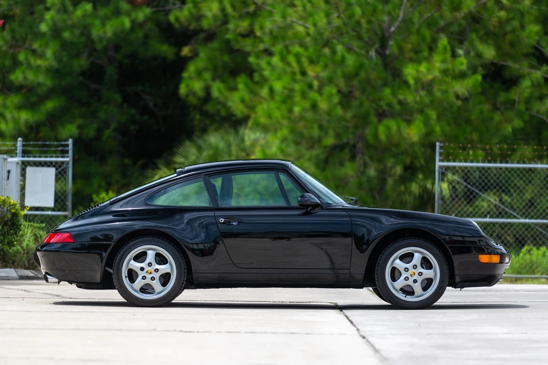 1997 Porsche 993 Carrera - Image 2 of 31